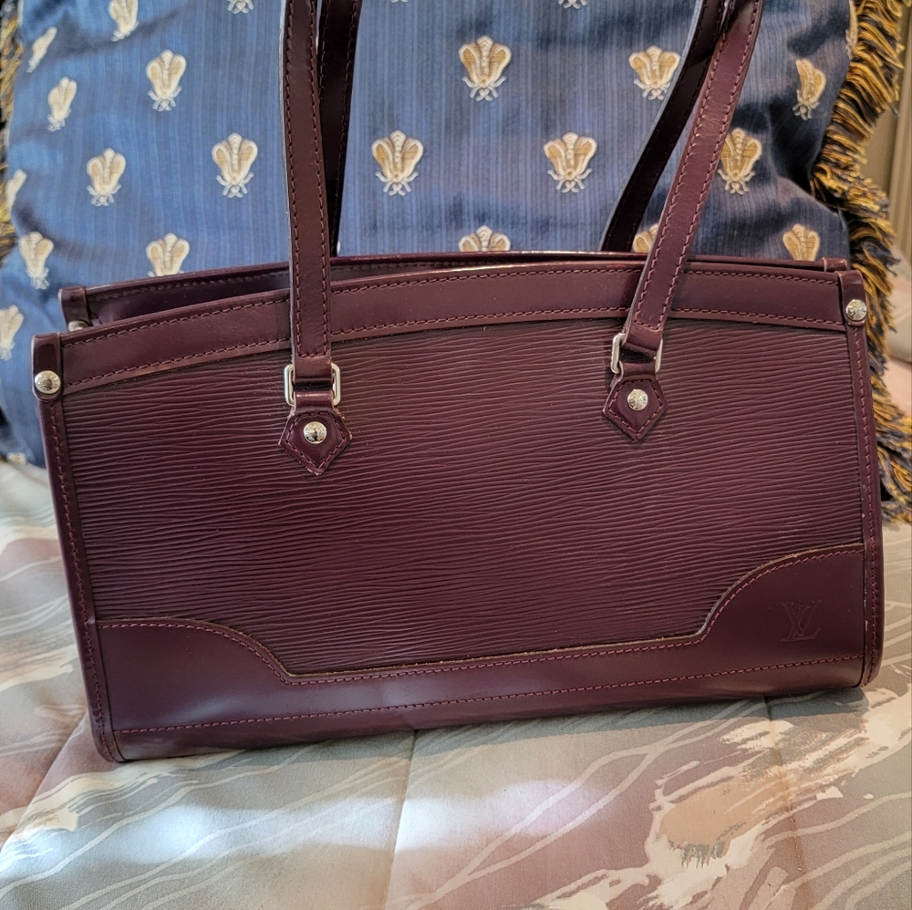 Louis Vuitton Purple Epi Madeleine Cassis Leather PM Handbag